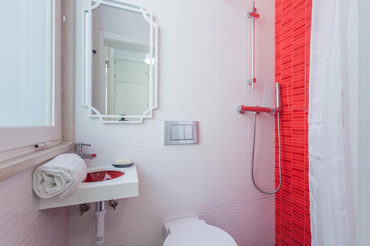 Renovated Apart With Private Courtyard, By Timecooler Lisboa Eksteriør bilde