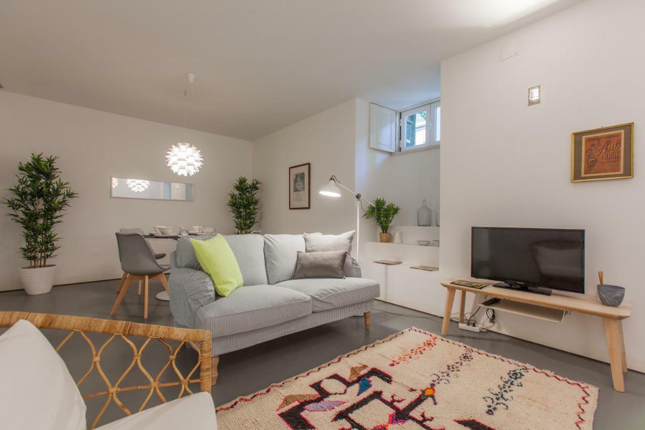 Renovated Apart With Private Courtyard, By Timecooler Lisboa Eksteriør bilde