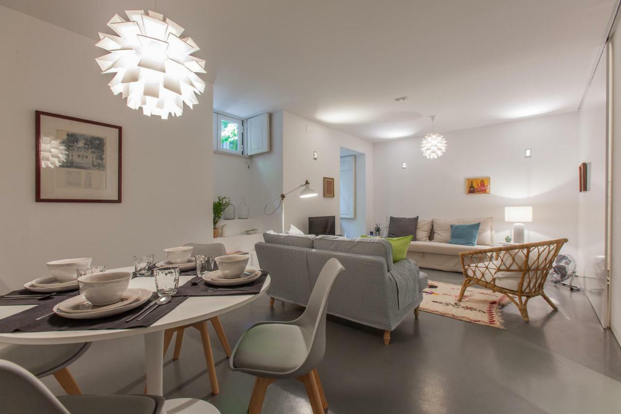 Renovated Apart With Private Courtyard, By Timecooler Lisboa Eksteriør bilde